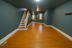 2115 Sigel St in Philadelphia, PA - Building Photo