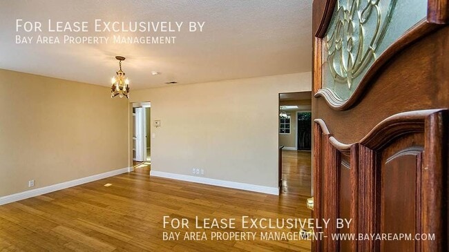 138 Kittoe Dr in Mountain View, CA - Building Photo - Building Photo
