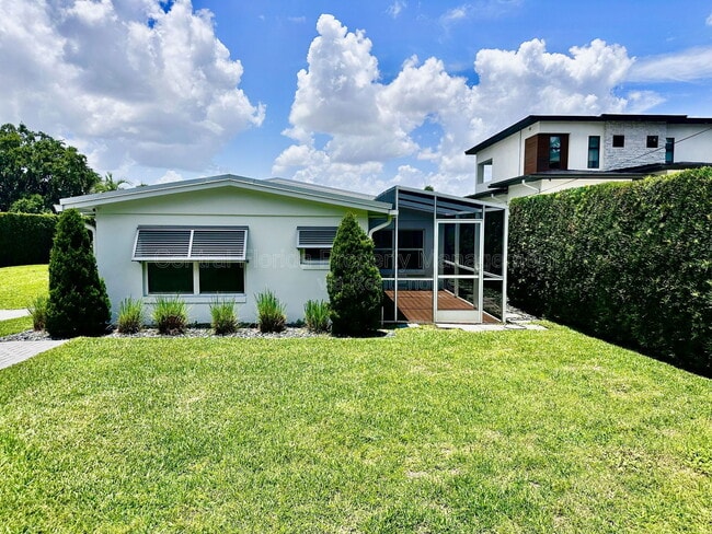 7210 Seminole Dr in Belle Isle, FL - Building Photo - Building Photo