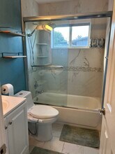 16231 SW 99th Ct in Miami, FL - Building Photo - Building Photo