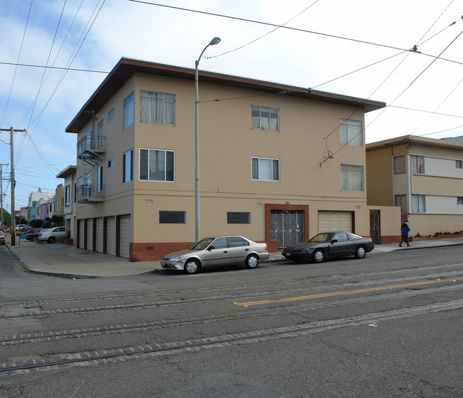 3660 Taraval St in San Francisco, CA - Building Photo - Building Photo