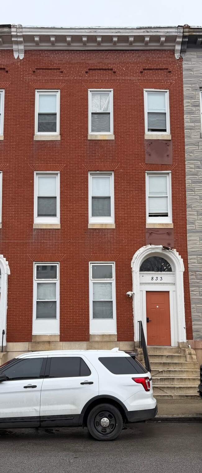 property at 833 N Fulton Ave