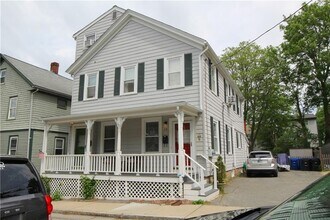 28 Mc Allister St-Unit -1 in Newport, RI - Building Photo - Building Photo
