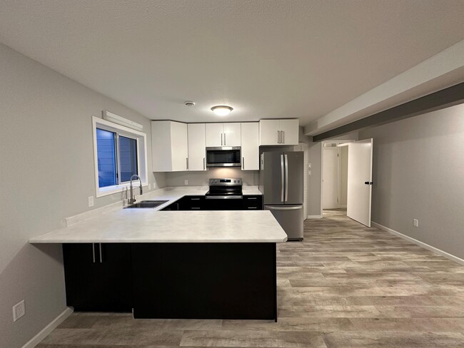300 Ferry Landing Pl in Hope, BC - Building Photo - Building Photo
