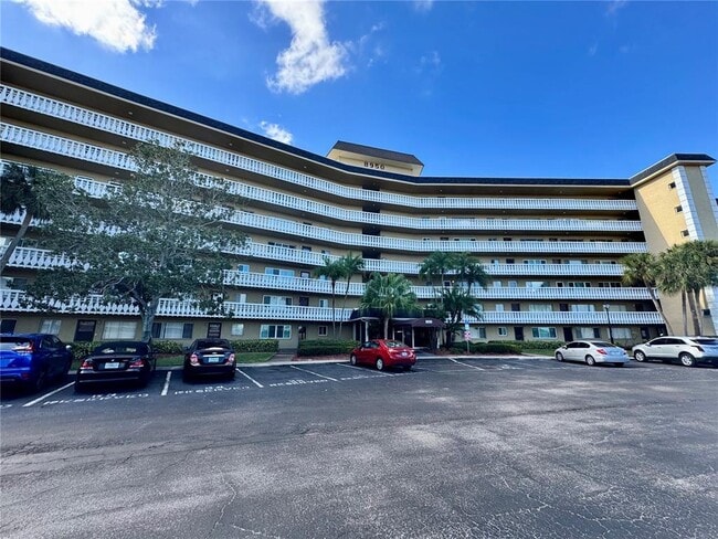 8950 Park Blvd in Seminole, FL - Building Photo - Building Photo