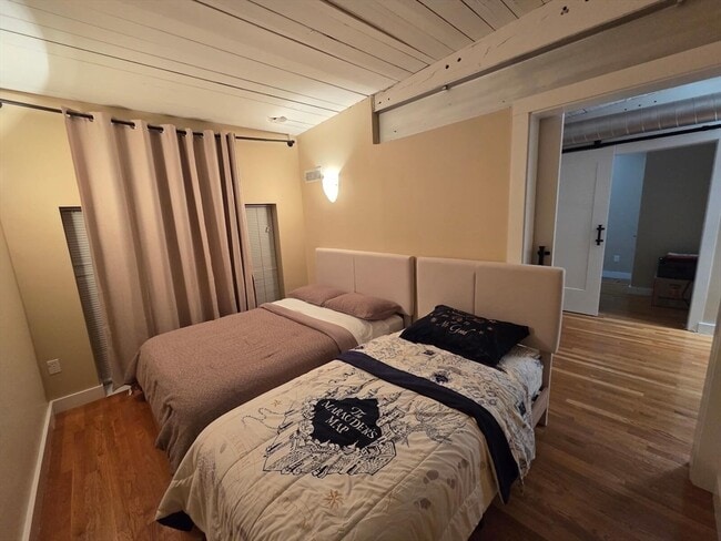 155 Brookline St in Cambridge, MA - Building Photo - Building Photo