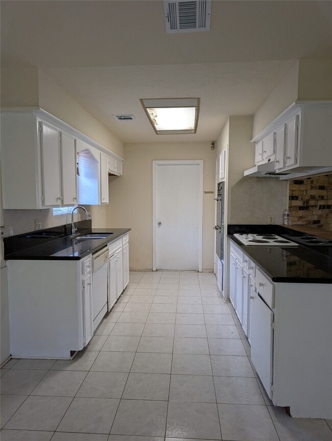 9006 S Dairy Ashford Rd