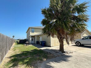 14214 Ambrosia St in Corpus Christi, TX - Building Photo - Building Photo