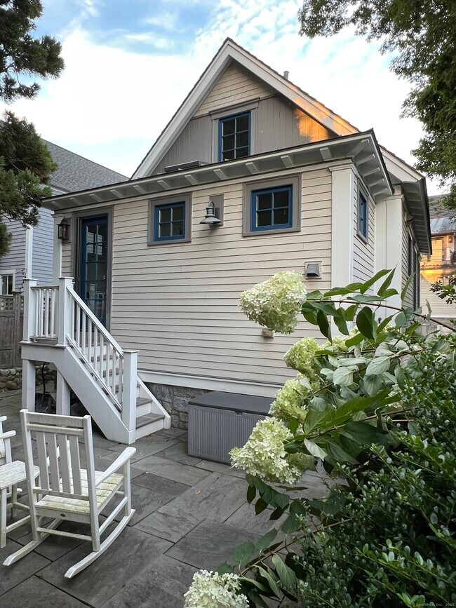 56 1/2 Roton Ave in Norwalk, CT - Building Photo - Building Photo