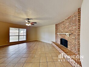 3833 O'Hare Dr in Mesquite, TX - Building Photo - Building Photo