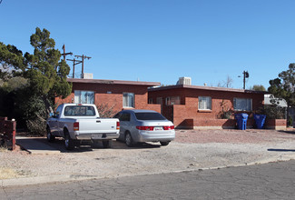 1010 N Jones Blvd in Tucson, AZ - Building Photo - Building Photo