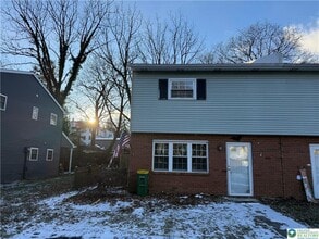 320 Lockridge Ln in Alburtis, PA - Building Photo - Building Photo