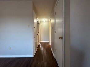 209 Lecta Ave-Unit -209 Lecta Ave #3 in Fort Smith, AR - Building Photo - Building Photo