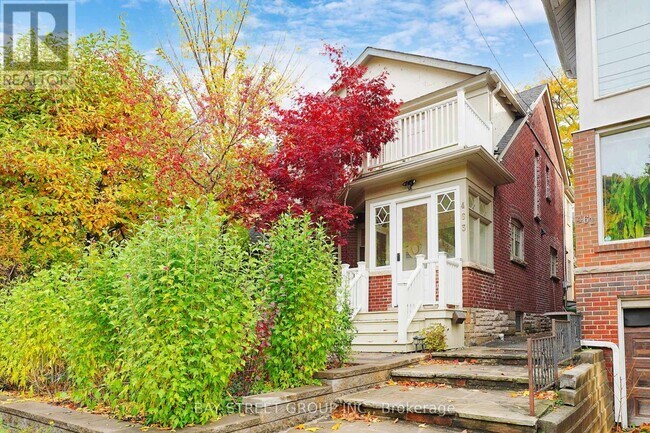 463 Spadina Rd in Toronto, ON - Building Photo - Building Photo