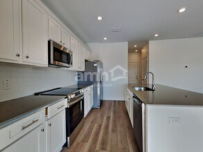 551 Plumeria Ln in Summerville, SC - Building Photo - Building Photo