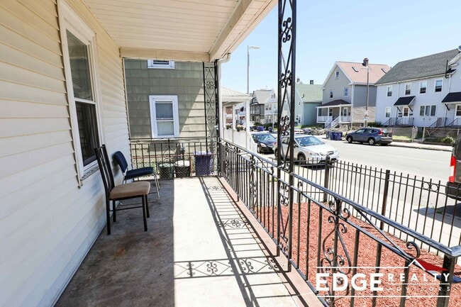 30 Winship St, Unit 1 in Boston, MA - Building Photo - Building Photo