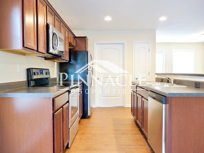 747 Old Graves Mill Rd in Lynchburg, VA - Building Photo - Building Photo