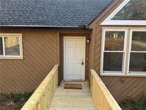 3246 Able Ct, Unit 101 in Marietta, GA - Foto de edificio - Building Photo