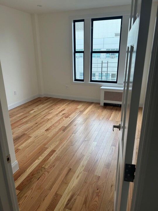 260 Convent Ave in New York, NY - Building Photo