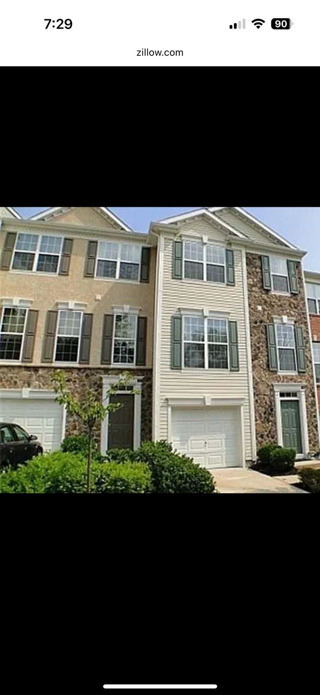 property at 189 Hudson Dr