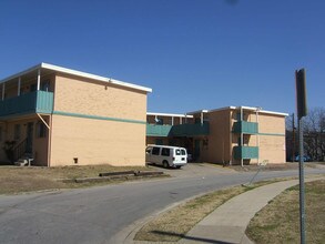 East Side Apartments in Dallas, TX - Foto de edificio - Building Photo