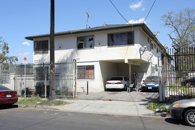 1035 W 17th St in Los Angeles, CA - Building Photo - Building Photo