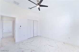 2561 Sunniland Blvd in Lehigh Acres, FL - Building Photo - Building Photo