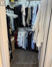 10 Minlow Way in Aurora, ON - Building Photo - Building Photo