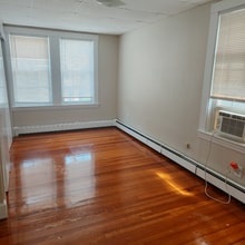 104 Apsley St in Hudson, MA - Building Photo - Building Photo