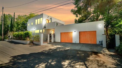 854 W Avenue 37 in Los Angeles, CA - Building Photo - Building Photo