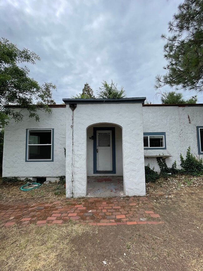 property at 925 California