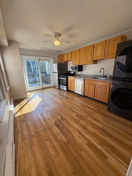 78 Bunker Hill St in Boston, MA - Building Photo