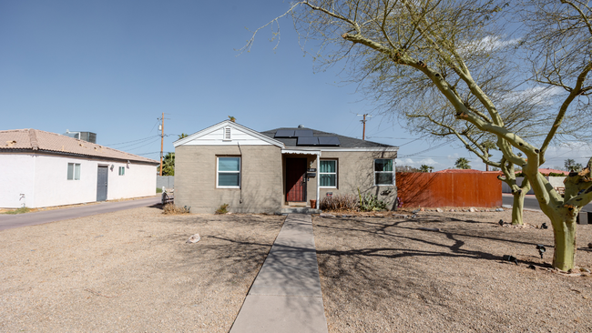 1646 E Coronado Rd in Phoenix, AZ - Building Photo - Building Photo
