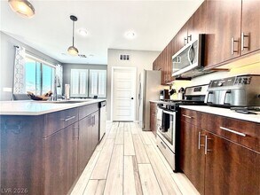 11290 Hidden Peak Ave in Las Vegas, NV - Building Photo - Building Photo