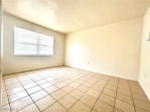 2105 Canal St in Ft. Myers, FL - Building Photo - Building Photo