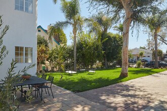 3644 Greenfield Ave, Unit 3644 in Los Angeles, CA - Building Photo - Building Photo