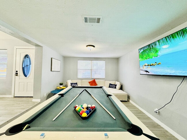 2402 Kiwanis Ave in Lakeland, FL - Building Photo - Building Photo