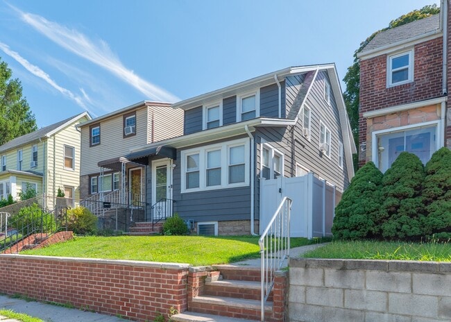 73 Ilford Ave