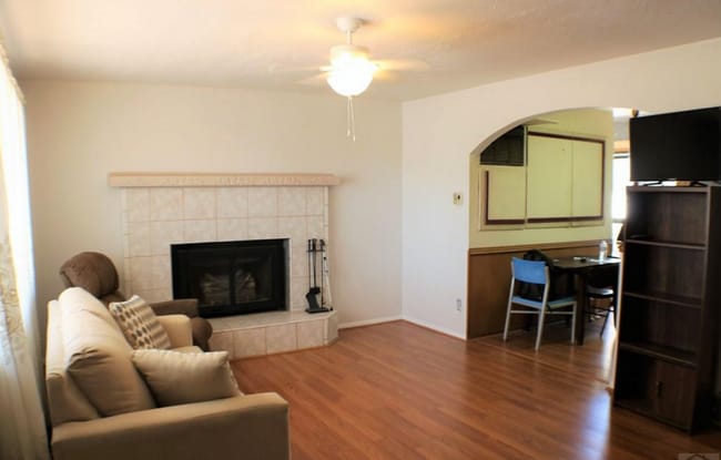 3211 Fairfield Ln in Pueblo, CO - Building Photo - Building Photo