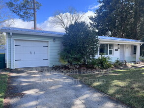 270 Gregory Dr in Mary Esther, FL - Building Photo - Building Photo