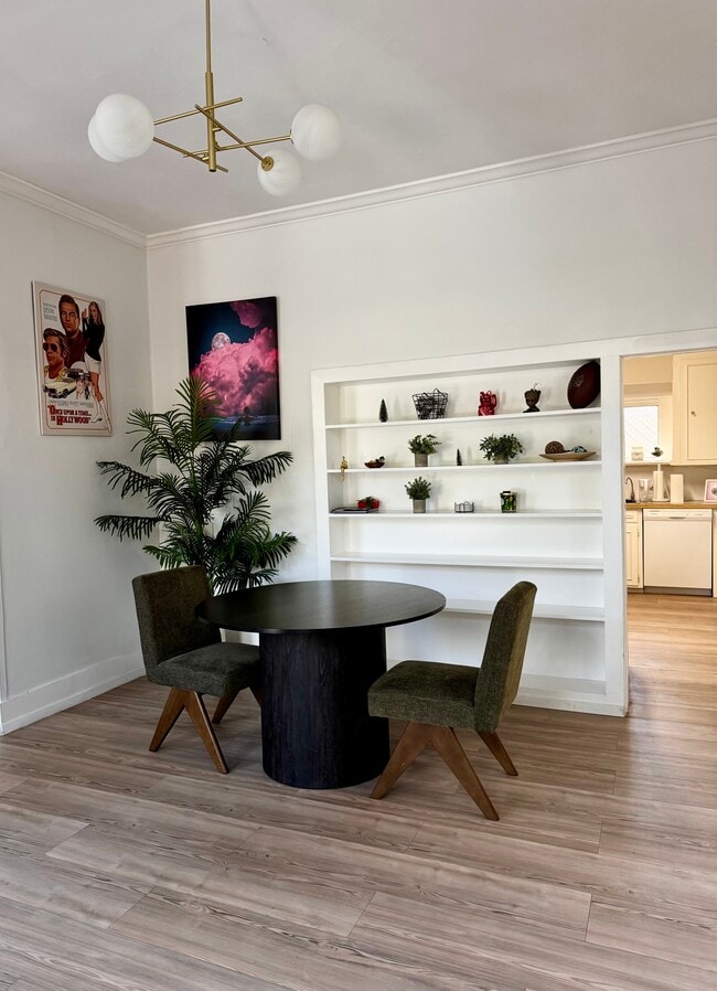 8956 Norma Pl in West Hollywood, CA - Foto de edificio - Building Photo