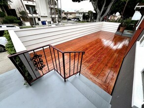 11569 Iowa Ave in Los Angeles, CA - Building Photo - Building Photo