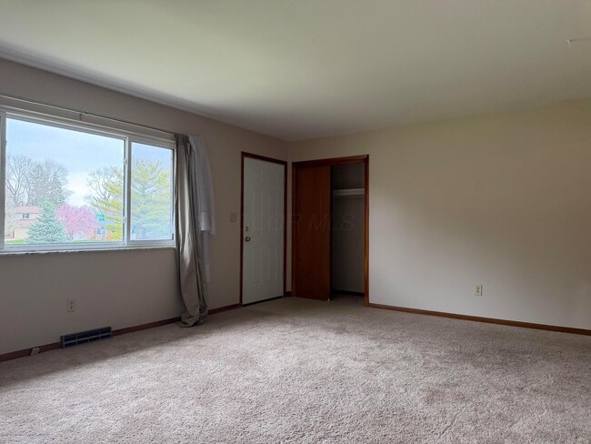 4979 Godown Rd in Columbus, OH - Building Photo - Building Photo