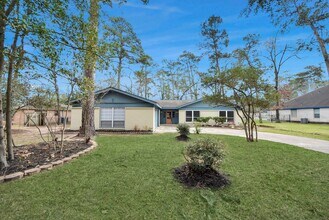 26206 Maplewood Dr in Spring, TX - Building Photo - Building Photo