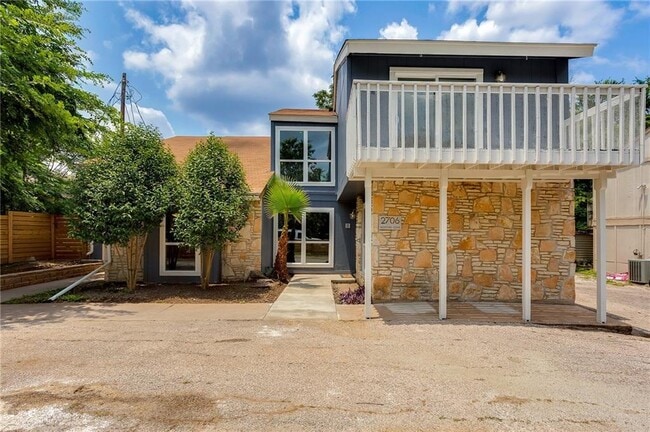 2706 Mulford Cove in Austin, TX - Building Photo - Building Photo