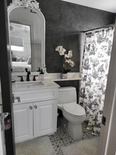 651 Pine Dr, Unit 206 in Pompano Beach, FL - Foto de edificio - Building Photo