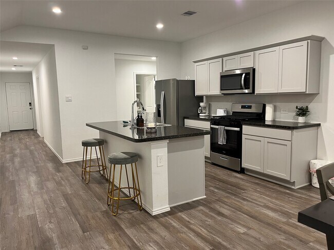 property at 5446 Wyndham Rdg Ln