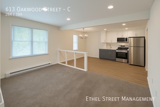 613 Oakwood St in Easton, PA - Building Photo - Building Photo