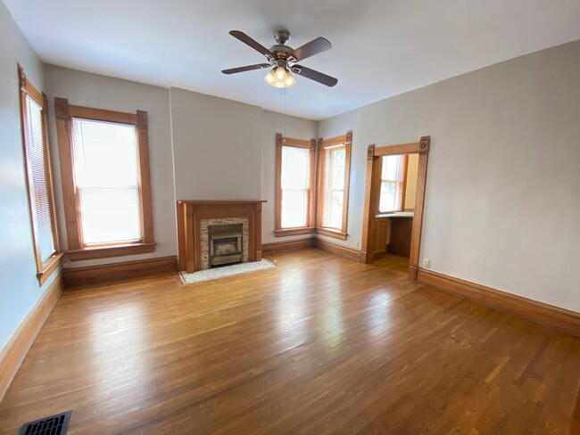 1043 Neil Ave in Columbus, OH - Building Photo - Building Photo