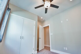 3245 Dixie Dr, Unit C in Houston, TX - Building Photo - Building Photo